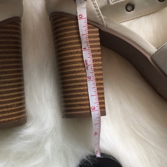 Simply Vera Vera Wang Gladiator Style Heel - Picture 12 of 13